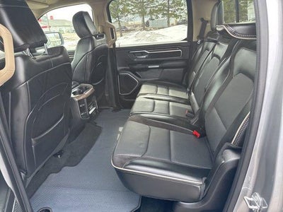 2019 RAM 1500 Laramie 4x4 Crew Cab 5'7" Box