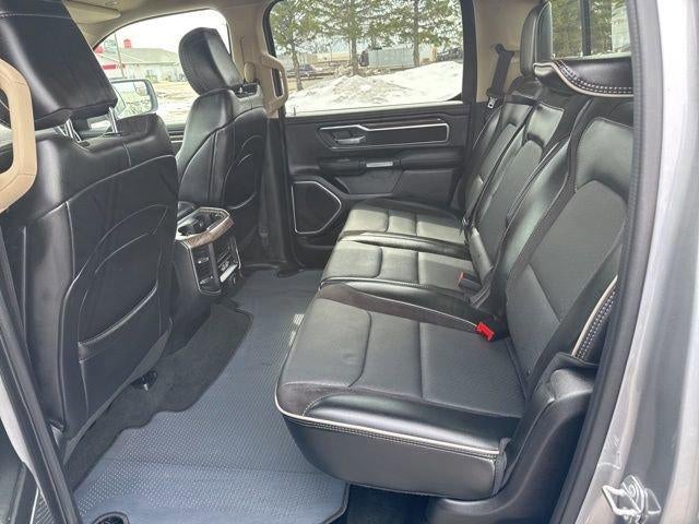 2019 RAM 1500 Laramie 4x4 Crew Cab 5'7" Box