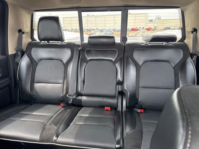 2019 RAM 1500 Laramie 4x4 Crew Cab 5'7" Box