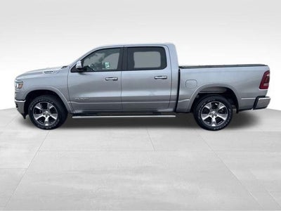2019 RAM 1500 Laramie 4x4 Crew Cab 5'7" Box