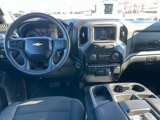 2022 Chevrolet Silverado 1500 Crew Cab Short Box 4-Wheel Drive Custom