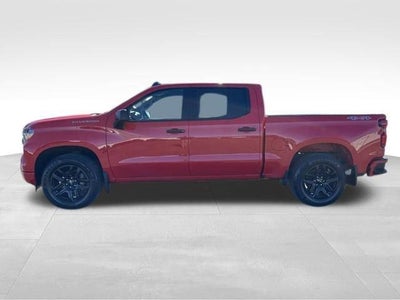 2022 Chevrolet Silverado 1500 Crew Cab Short Box 4-Wheel Drive Custom