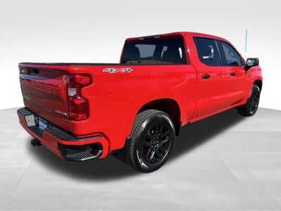 2022 Chevrolet Silverado 1500 Crew Cab Short Box 4-Wheel Drive Custom