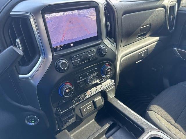 2019 Chevrolet Silverado 1500 Double Cab Standard Box 4-Wheel Drive RST