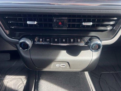 2027 Chevrolet Suburban LS