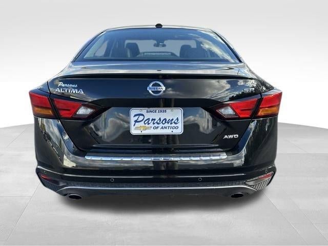 2021 Nissan Altima 2.5 SR AWD Sedan
