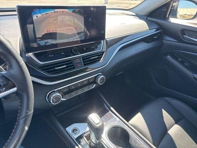 2024 Nissan Altima 2.5 SR AWD Sedan