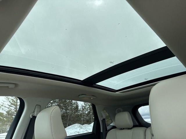 2022 Ford Edge Titanium AWD