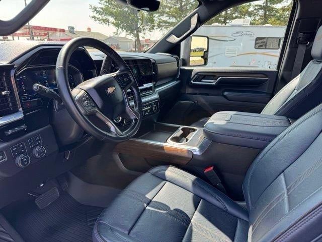 2024 Chevrolet Silverado 3500 HD Crew Cab Standard Box 4-Wheel Drive High Country