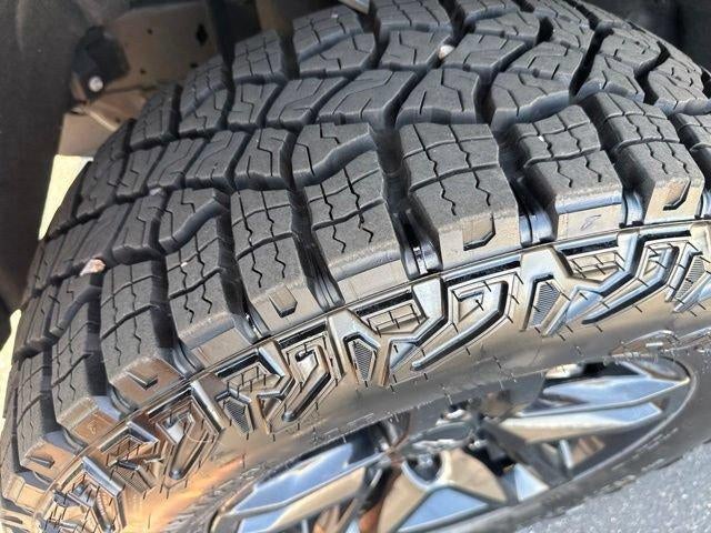 2024 Chevrolet Silverado 1500 Crew Cab Short Box 4-Wheel Drive Custom Trail Boss