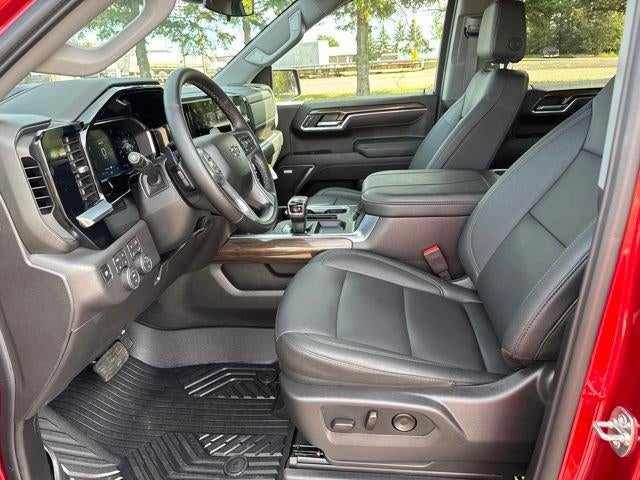 2026 Chevrolet Silverado 1500 Crew Cab Short Box 4-Wheel Drive LT Trail Boss