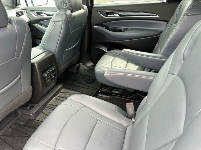 2023 Buick Enclave Essence AWD