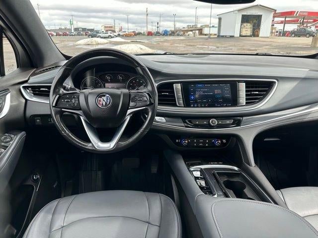 2023 Buick Enclave Essence AWD