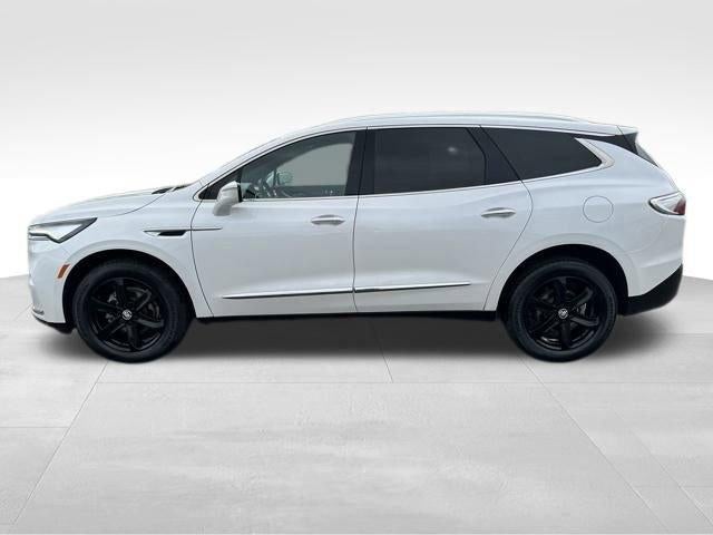 2023 Buick Enclave Essence AWD