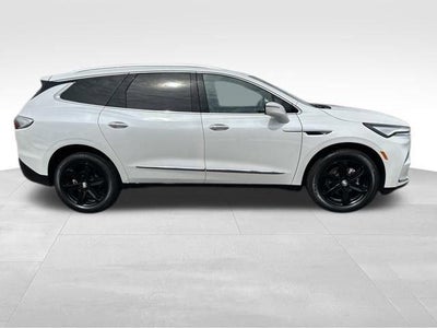 2023 Buick Enclave Essence AWD