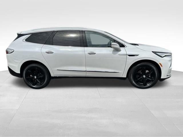 2023 Buick Enclave Essence AWD