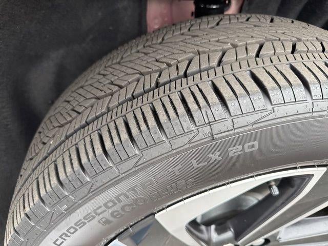 2025 Buick Enclave 4dr Sport Touring