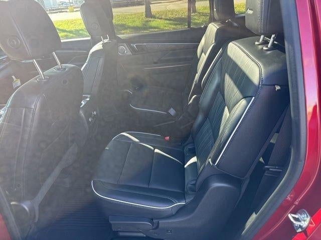 2025 Buick Enclave 4dr Avenir