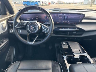2025 Buick Enclave 4dr Avenir