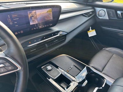 2025 Buick Enclave 4dr Avenir